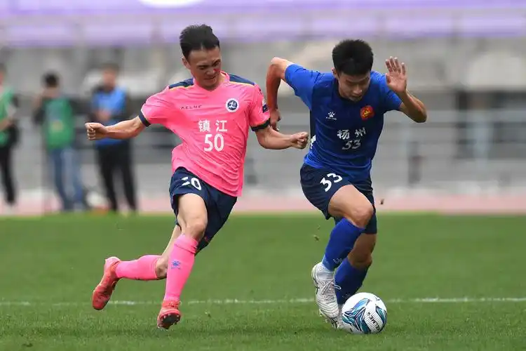 西班牙乙级联赛：格拉纳达 VS 阿尔梅里亚